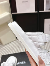 CHANEL 26S SANDALS IN WHITE CALFSKIN