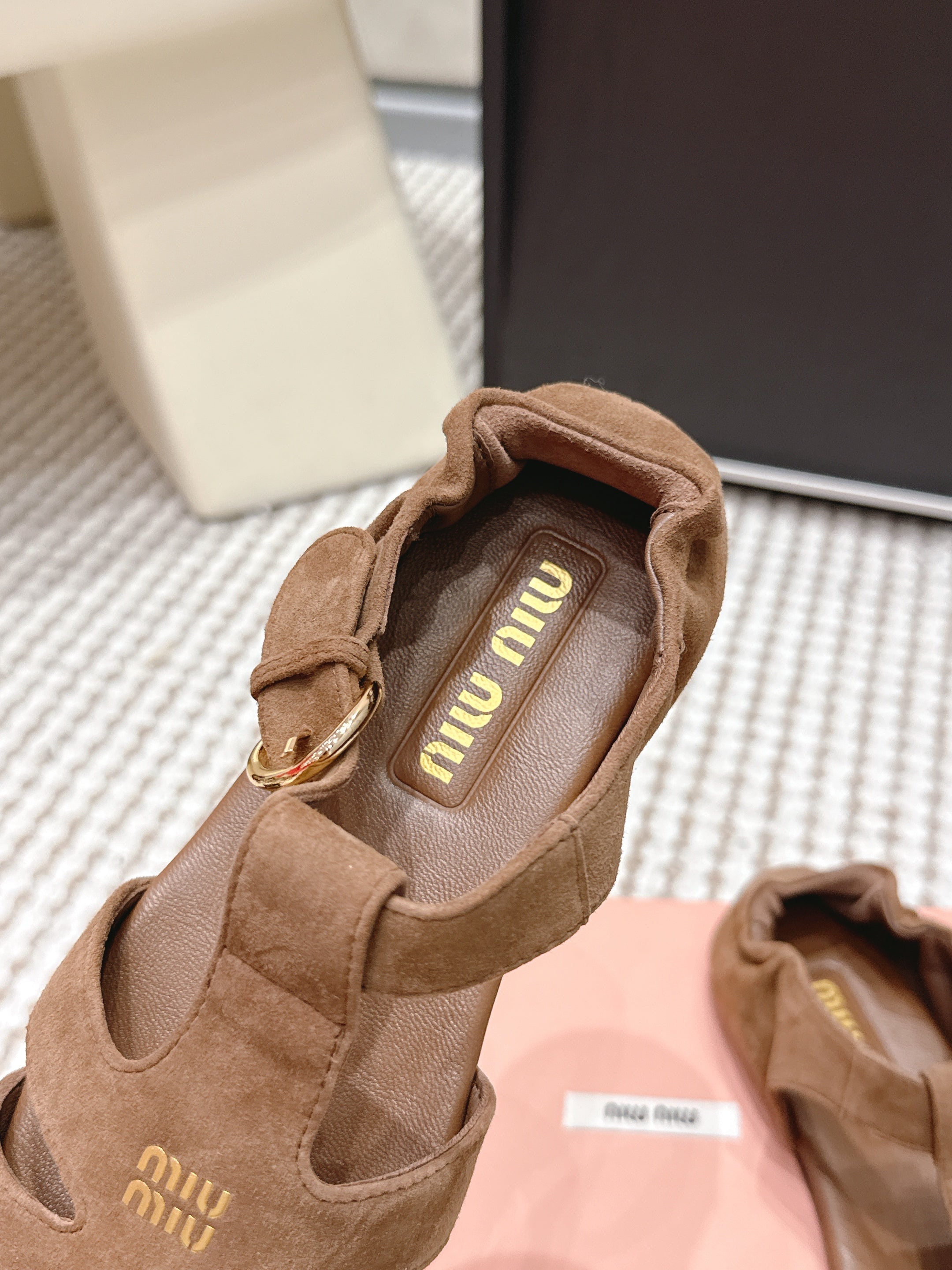 MIUMIU 26S RUCHES FISHERMAN SANDALS IN BROWN SUEDE GOLD HARDWARE