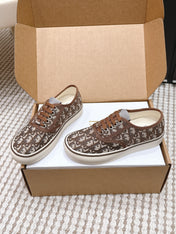 DIOR 26S SALTWIND SNEAKER IN BROWN FABRIC STYLE 6