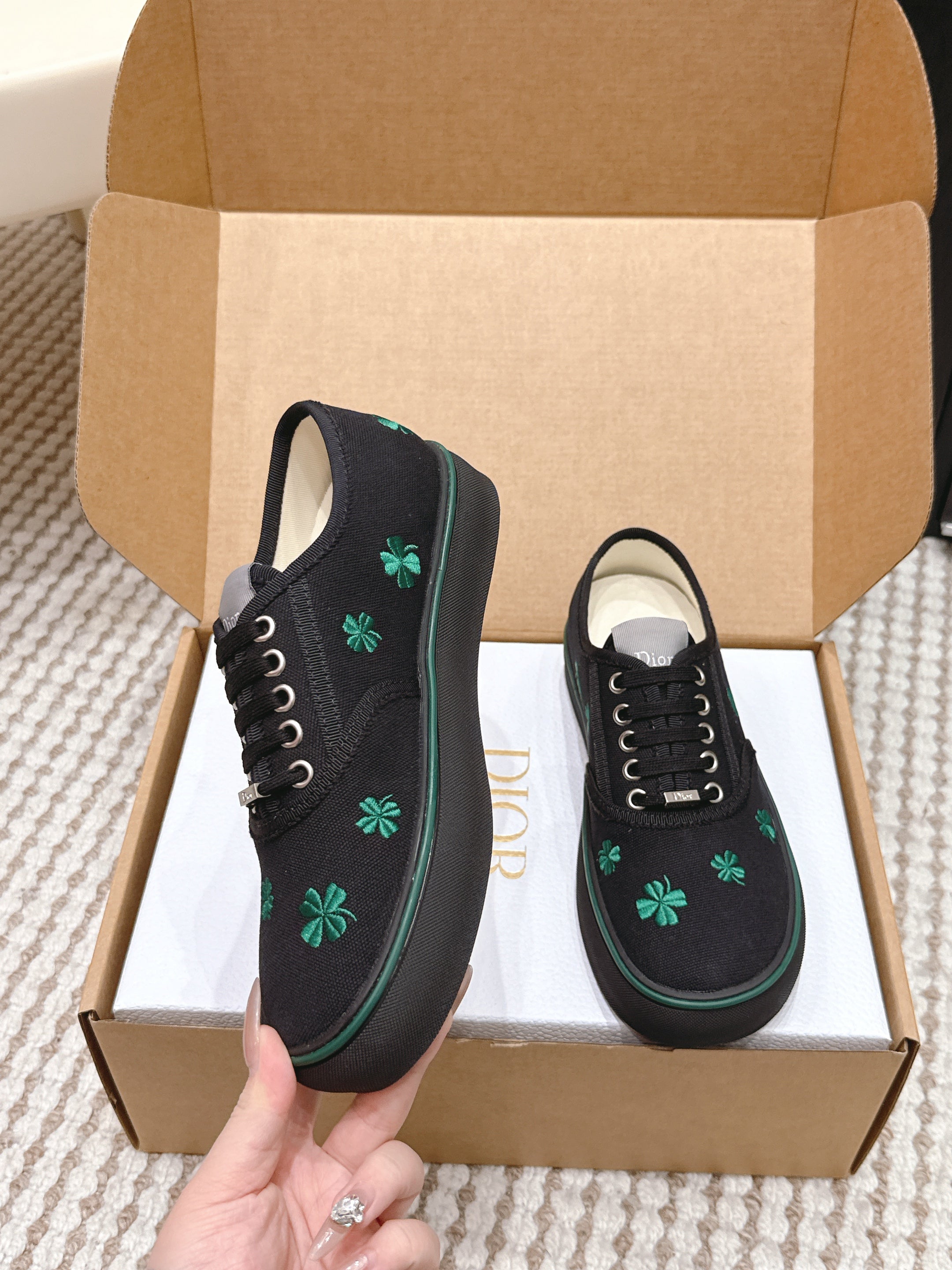 DIOR 26S SALTWIND SNEAKER IN BLACK FABRIC STYLE 3