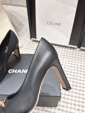 CHANEL 26S HIGH HEELS 95 MM IN BLACK CALFSKIN WITH GOLD-TONE CC LOGO