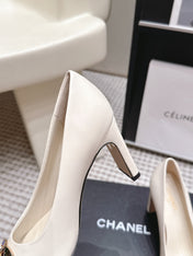 CHANEL 26S HIGH HEELS 95 MM IN WHITE CALFSKIN WITH GOLD-TONE CC LOGO
