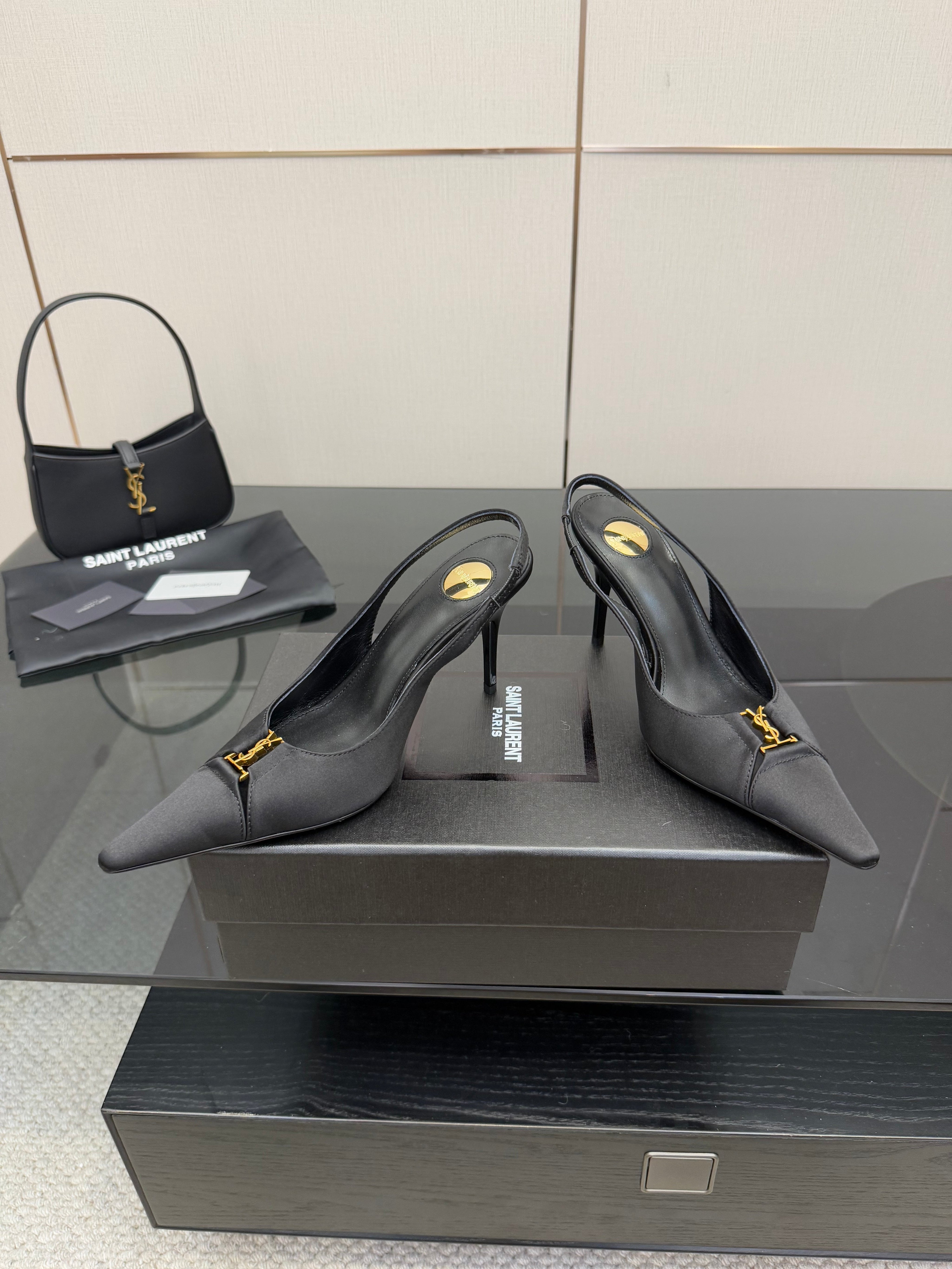 YSL 25S SLINGBACK HIGH HEELS 90 MM IN BLACK SATIN WITH GOLD HARDWARE STYLE 18