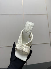 BOTTEGA VENETA 26S HEELED SANDALS 95 MM IN CREAM WHITE CALFSKIN AND RAFFIA