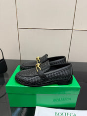 BOTTEGA VENETA 26S LOAFERS IN BLACK TECHNICAL WOVEN CALFSKIN STYLE 4