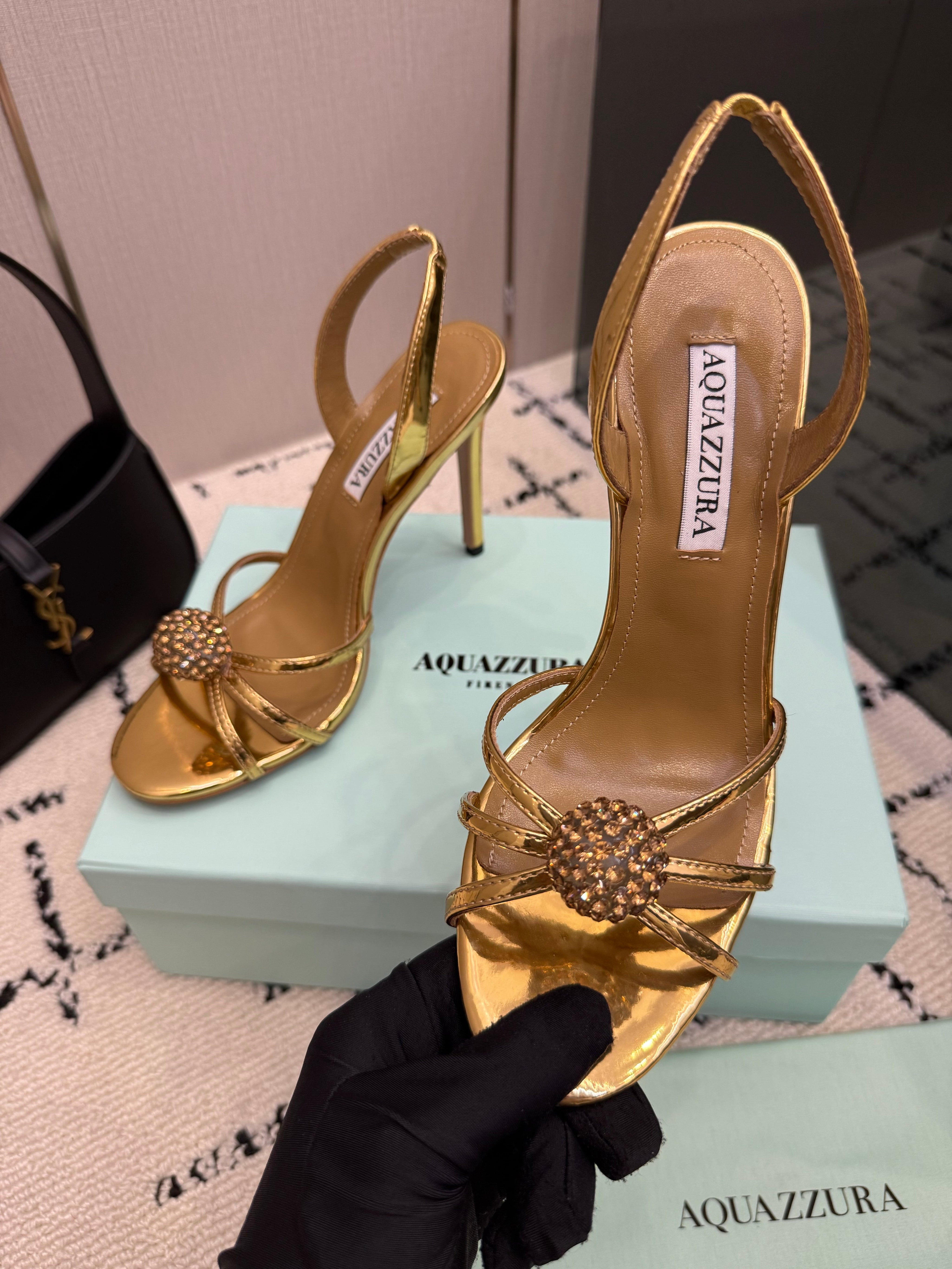 AQUAZZURA 26S STRAPPY HEELS 105 MM IN GOLD CALFSKIN