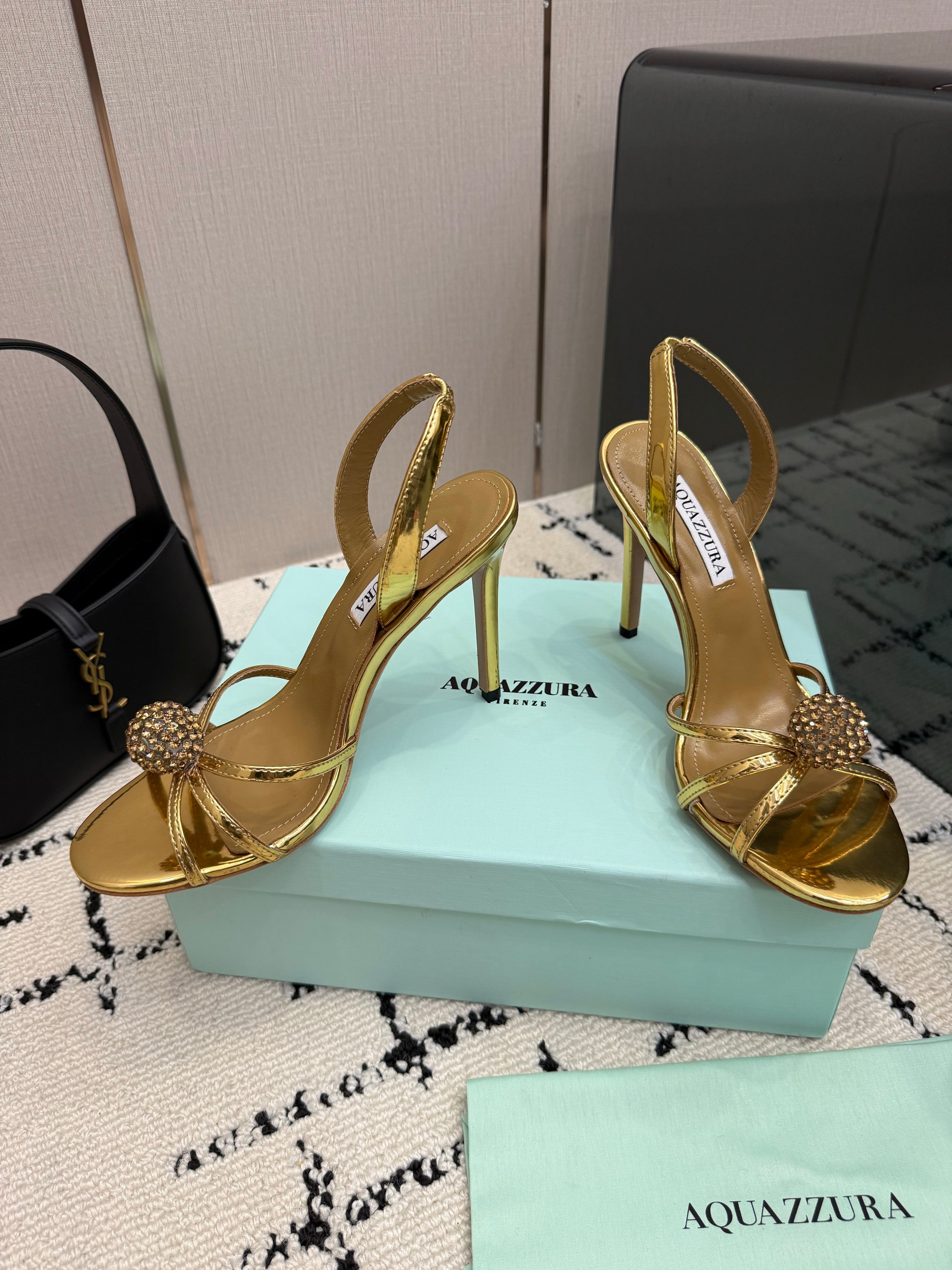 AQUAZZURA 26S STRAPPY HEELS 105 MM IN GOLD CALFSKIN