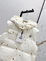 MONCLER 25S JACKET IN WHITE 307425