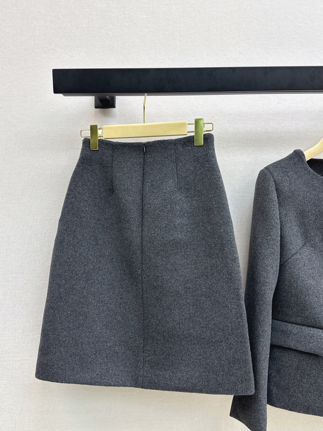 MIUMIU JACKET AND SKIRT SET STYLE 621