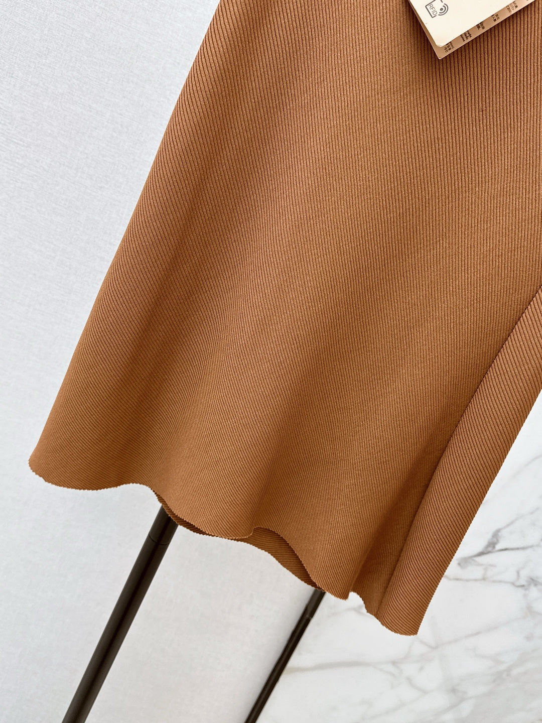 MIUMIU 26S KNIT MIDI SKIRT 927