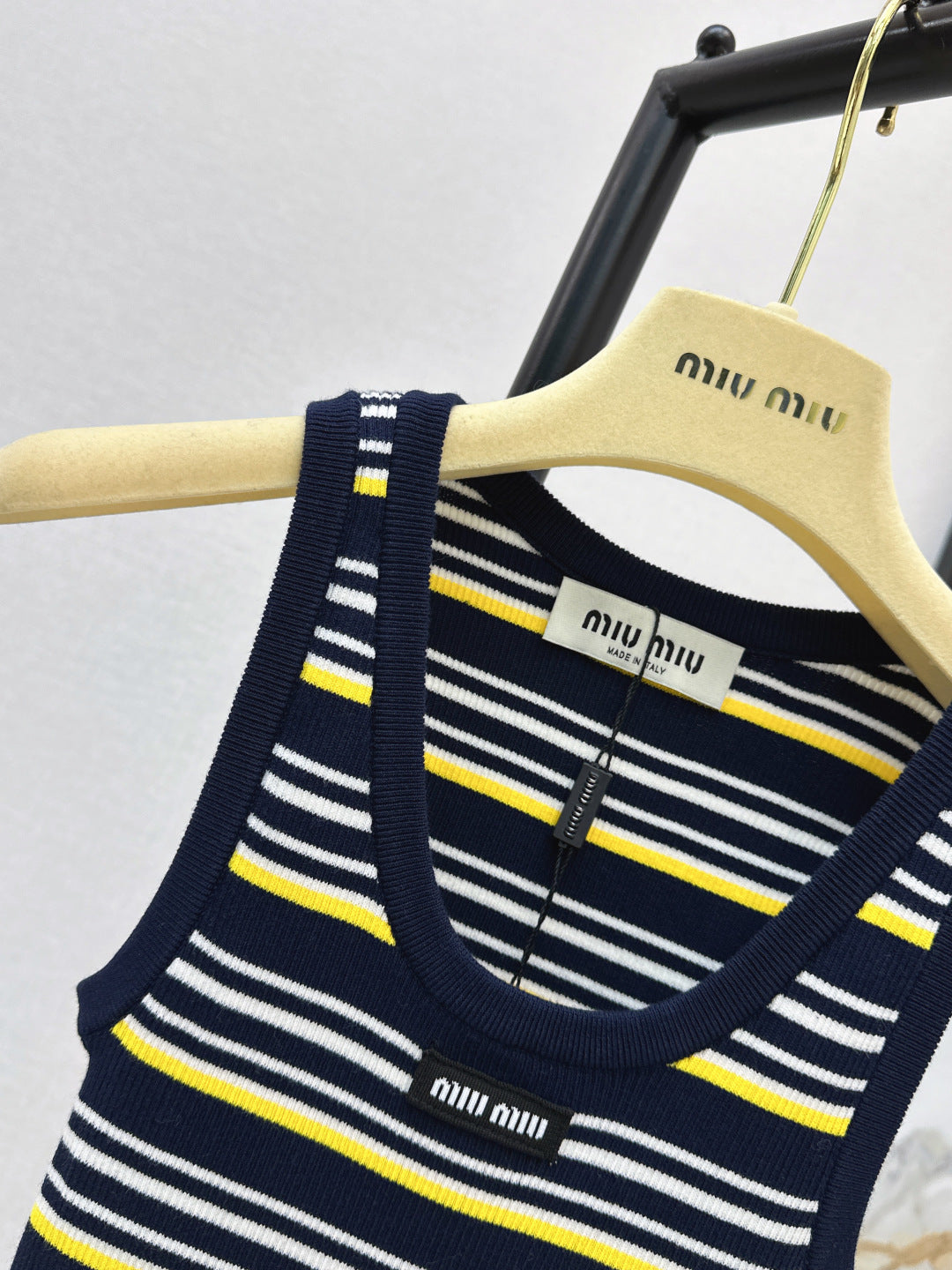 MIUMIU 26S TANK TOP STYLE 1044