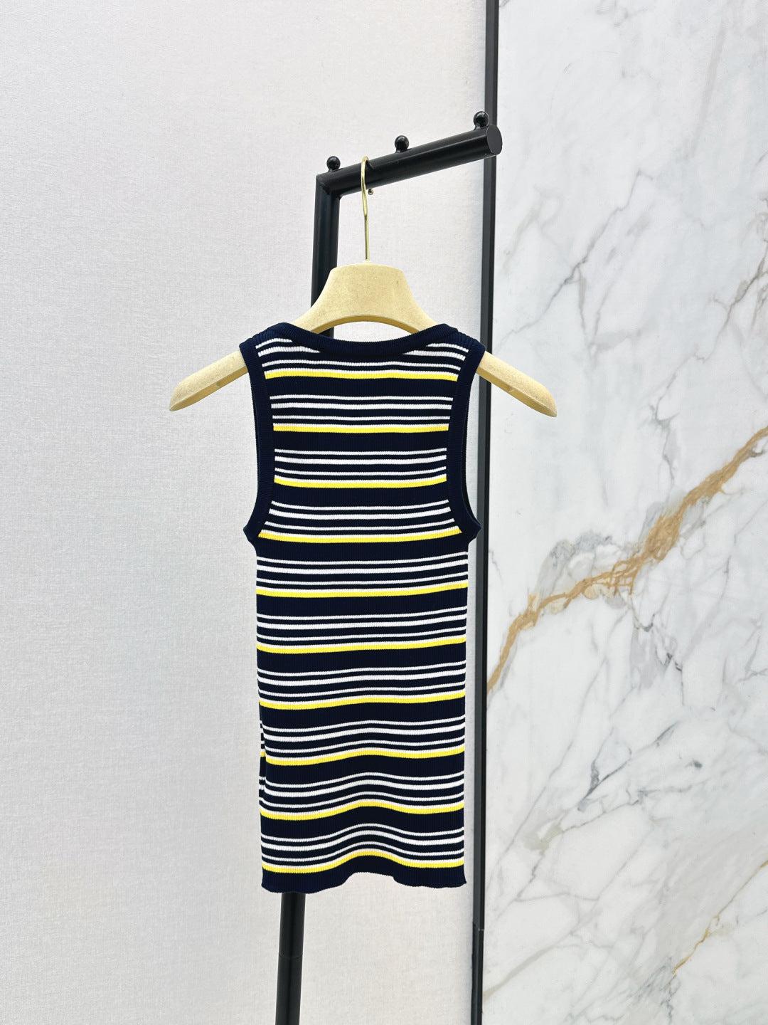 MIUMIU 26S TANK TOP STYLE 1044