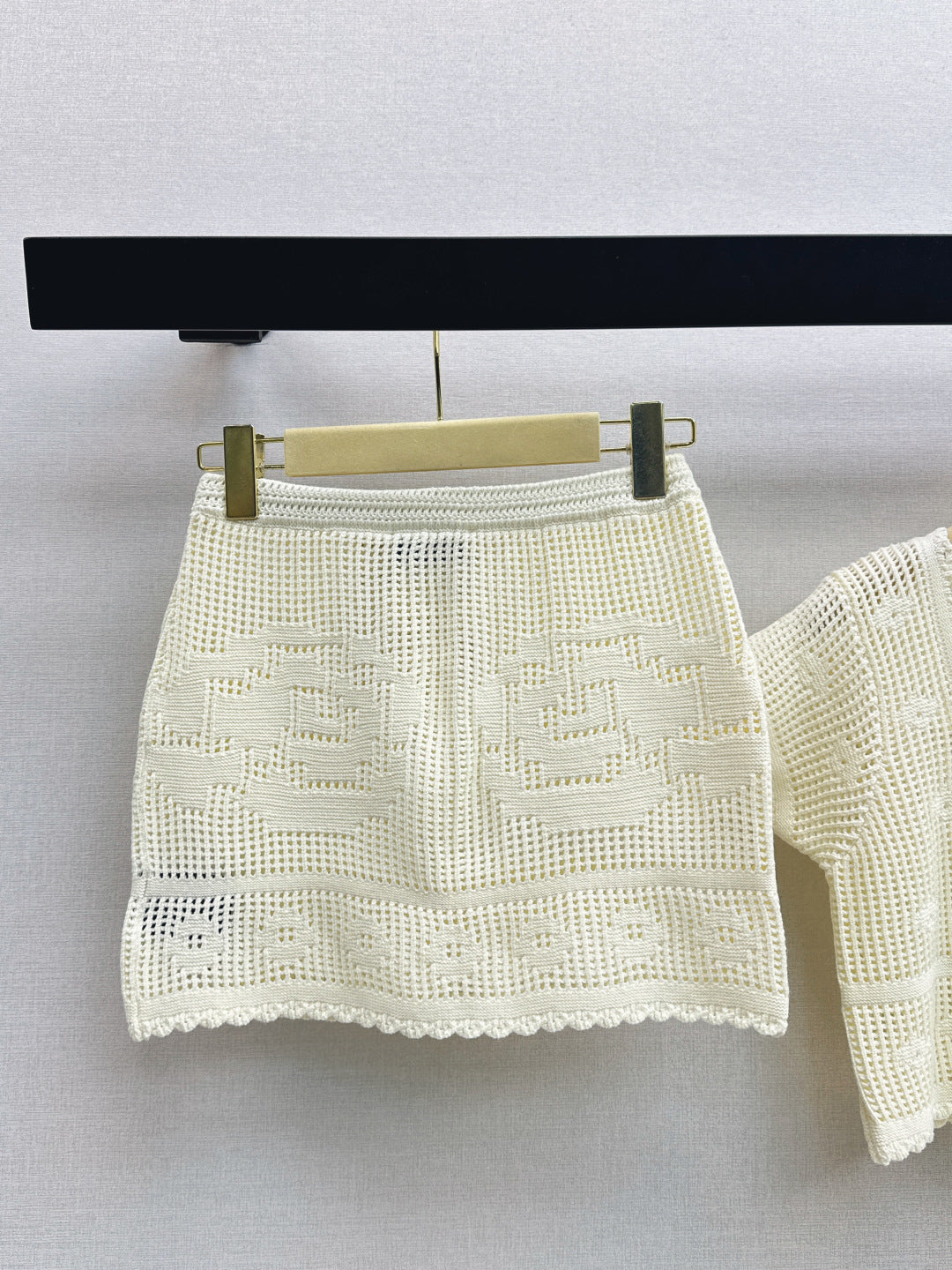 MIUMIU 26S KNIT TOP AND SKIRT SET STYLE 1042