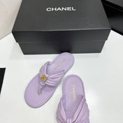 CHANEL 26S THONG SANDALS IN LIGHT PURPLE LAMBSKIN