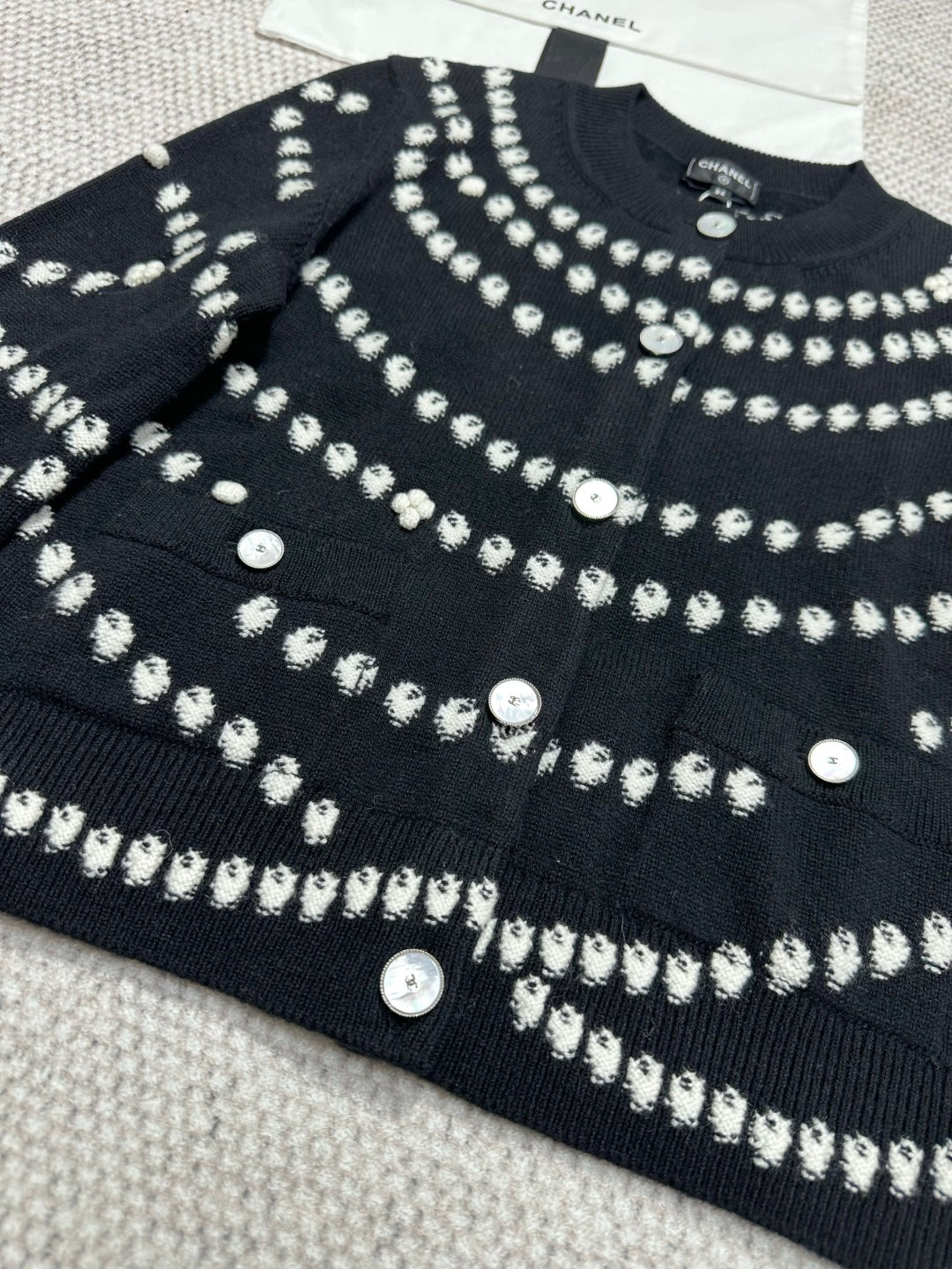 CHANEL CARDIGAN STYLE 100