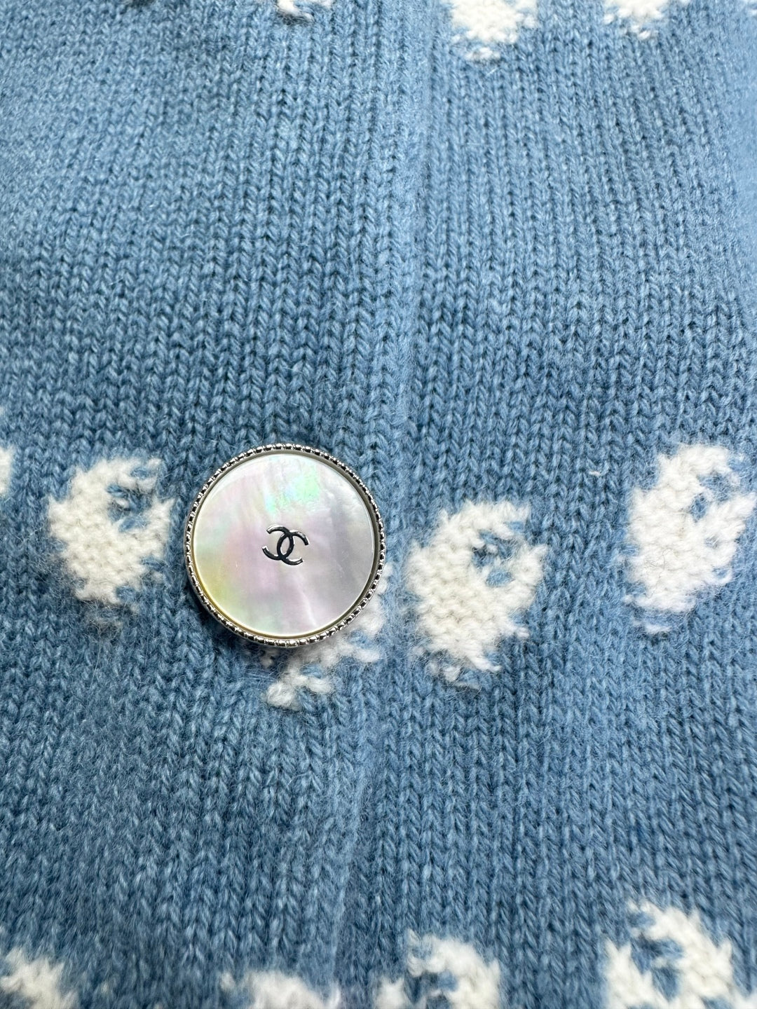 CHANEL CARDIGAN STYLE 101