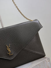 YSL 25S CASSANDRE ENVELOPE MESSENGER 35 IN LIGHT MUSK LAMBSKIN GOLD HARDWARE