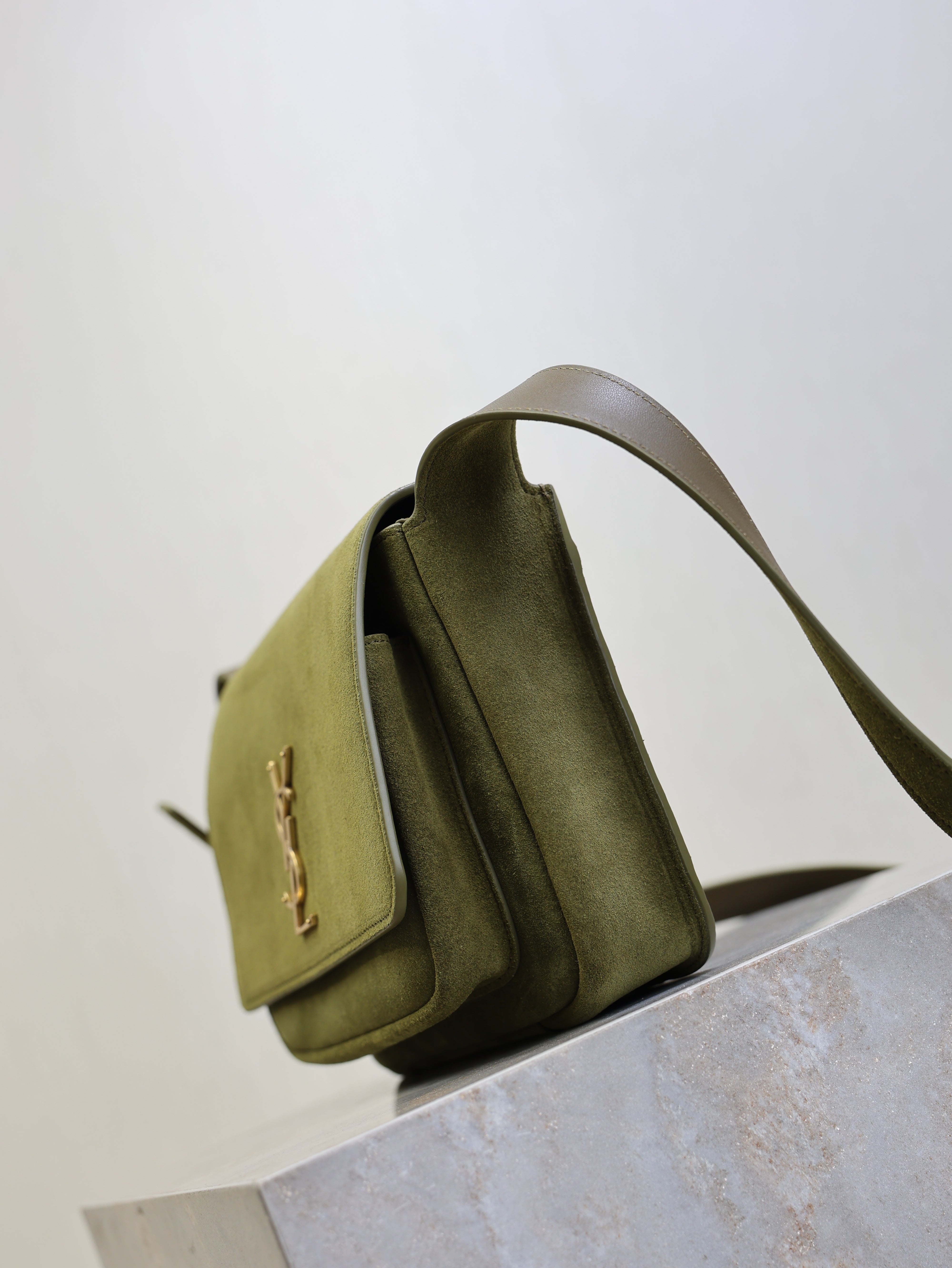 YSL 25S NIKI SATCHEL 22 IN BARLEY GREEN SUEDE GOLD HARDWARE