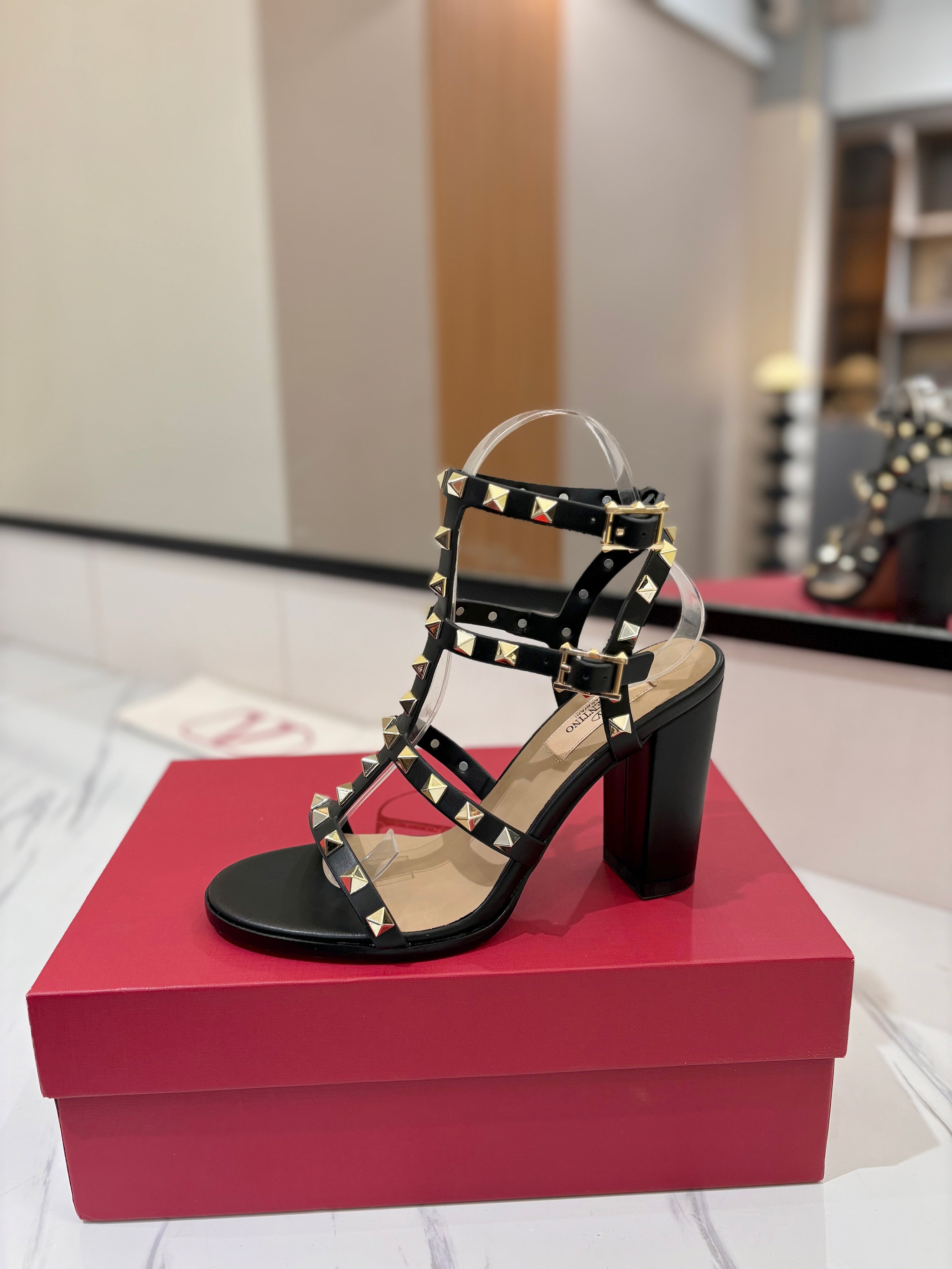 VALENTINO 26S STUDDED HIGH HEEL SANDALS 90 MM IN BLACK CALFSKIN