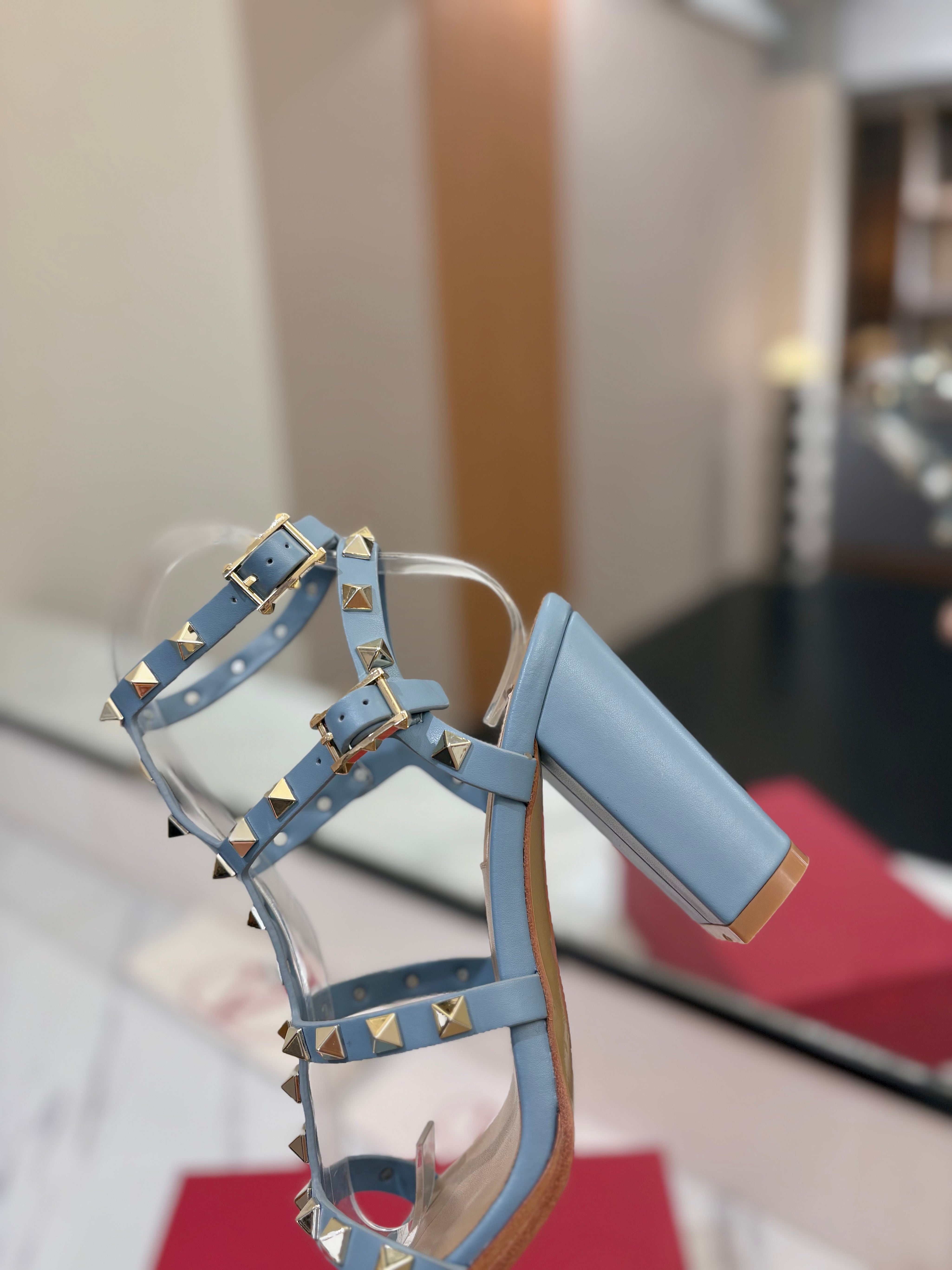 VALENTINO 26S STUDDED HIGH HEEL SANDALS 90 MM IN SKY BLUE CALFSKIN
