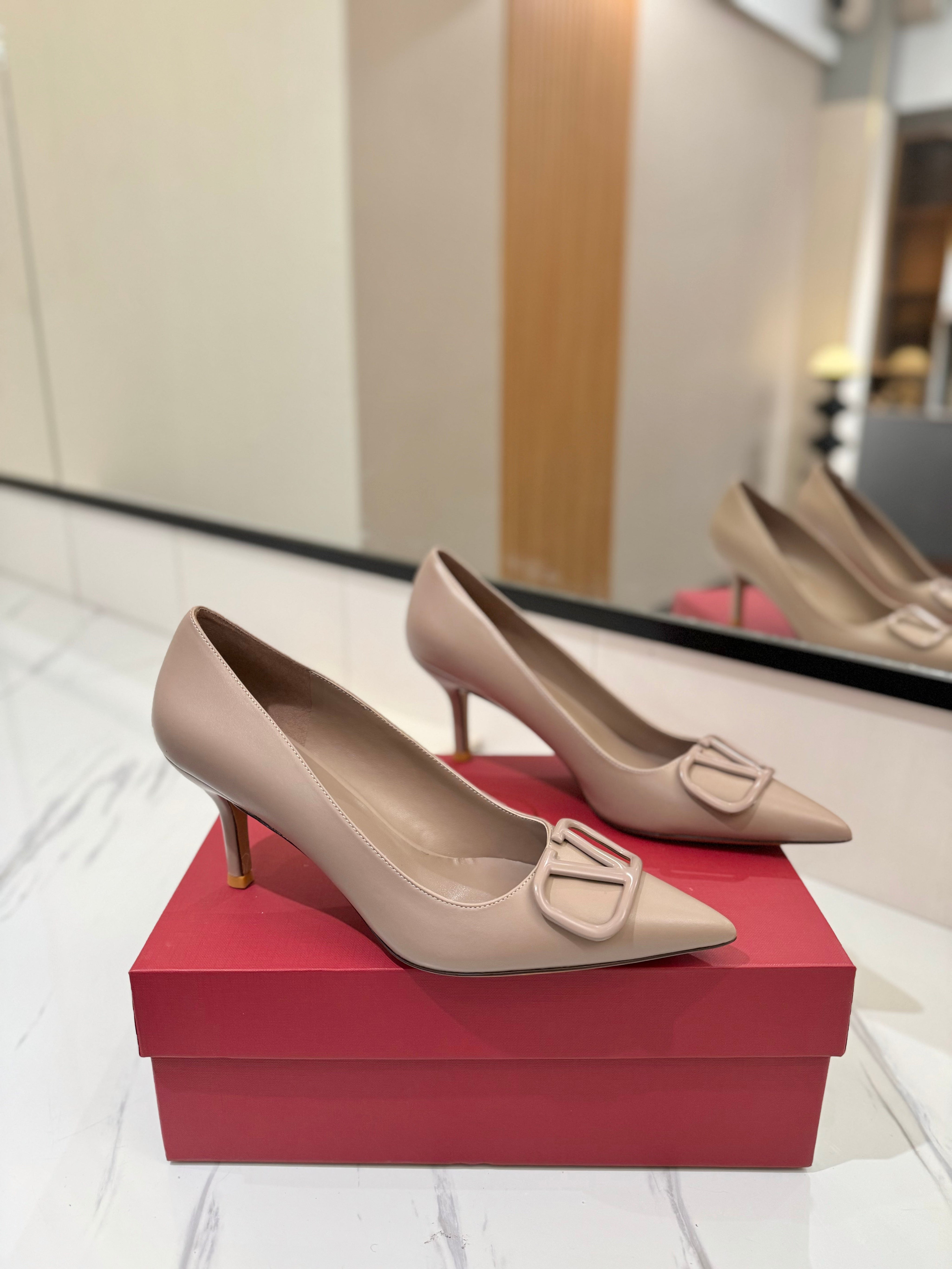 VALENTINO 26S HIGH HEELS 75 MM IN BEIGE SMOOTH CALFSKIN