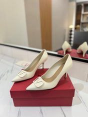 VALENTINO 26S HIGH HEELS 75 MM IN CREAM WHITE PATENT CALFSKIN