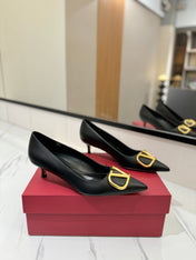 VALENTINO 26S HIGH HEELS 45 MM IN BLACK SMOOTH CALFSKIN WITH GOLD HARDWARE