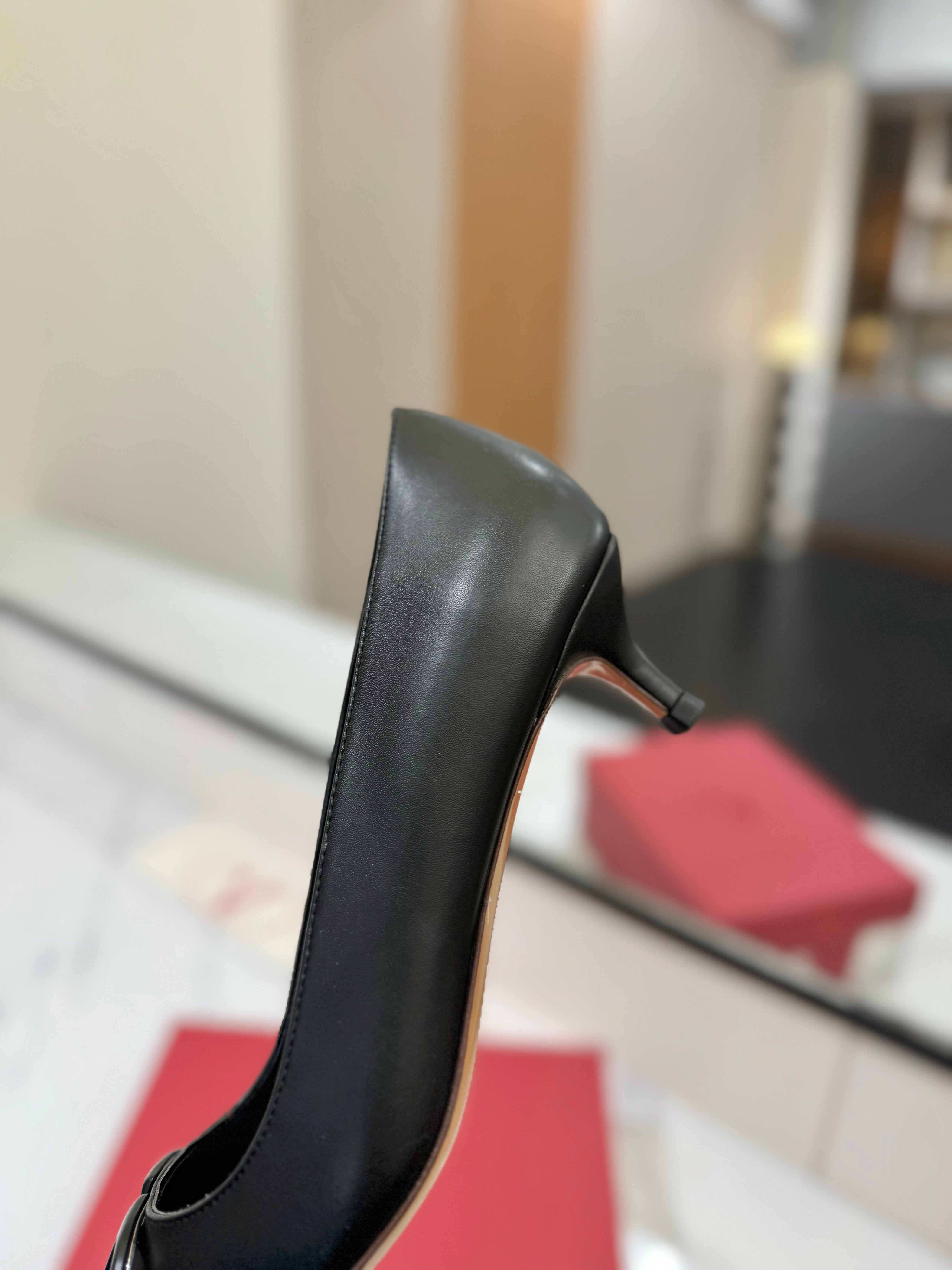 VALENTINO 26S HIGH HEELS 45 MM IN BLACK SMOOTH CALFSKIN