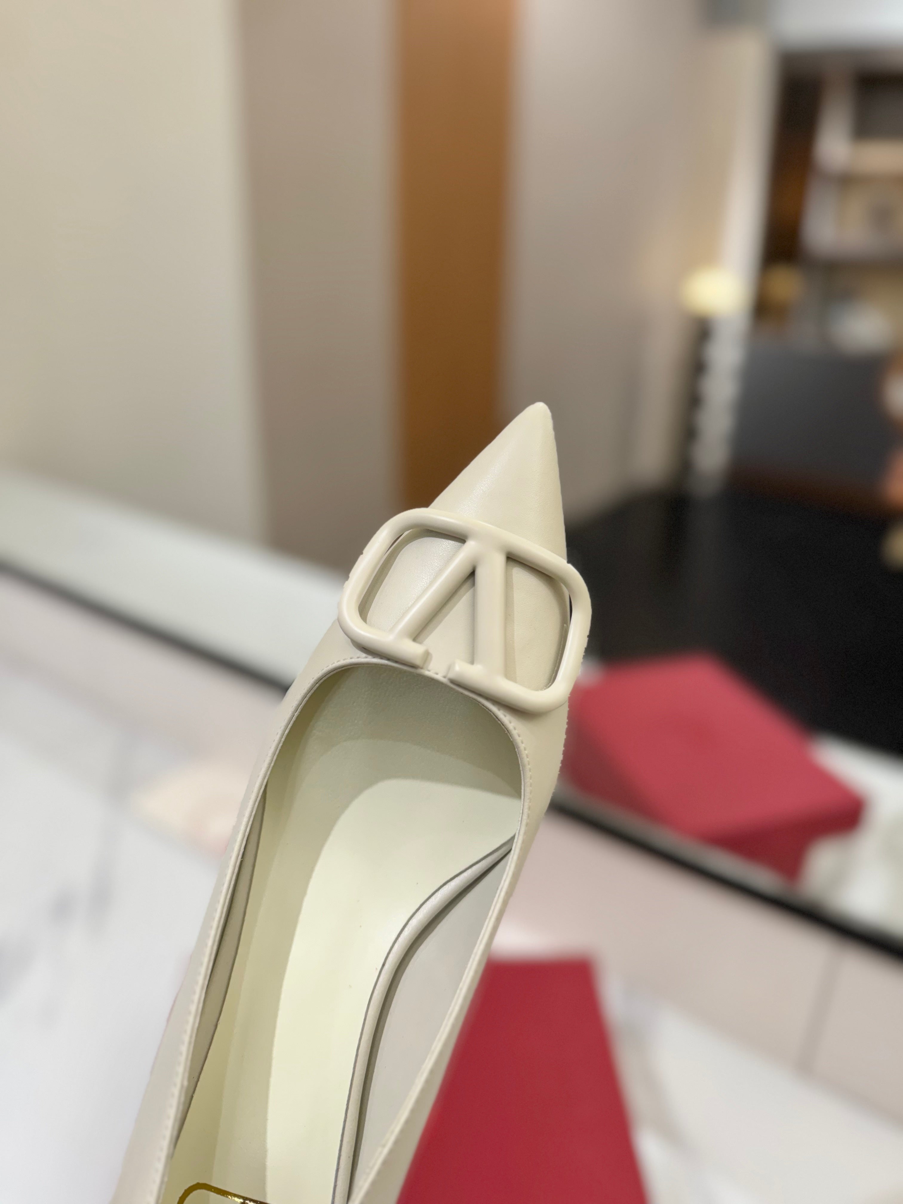VALENTINO 26S HIGH HEELS 45 MM IN CREAM WHITE SMOOTH CALFSKIN