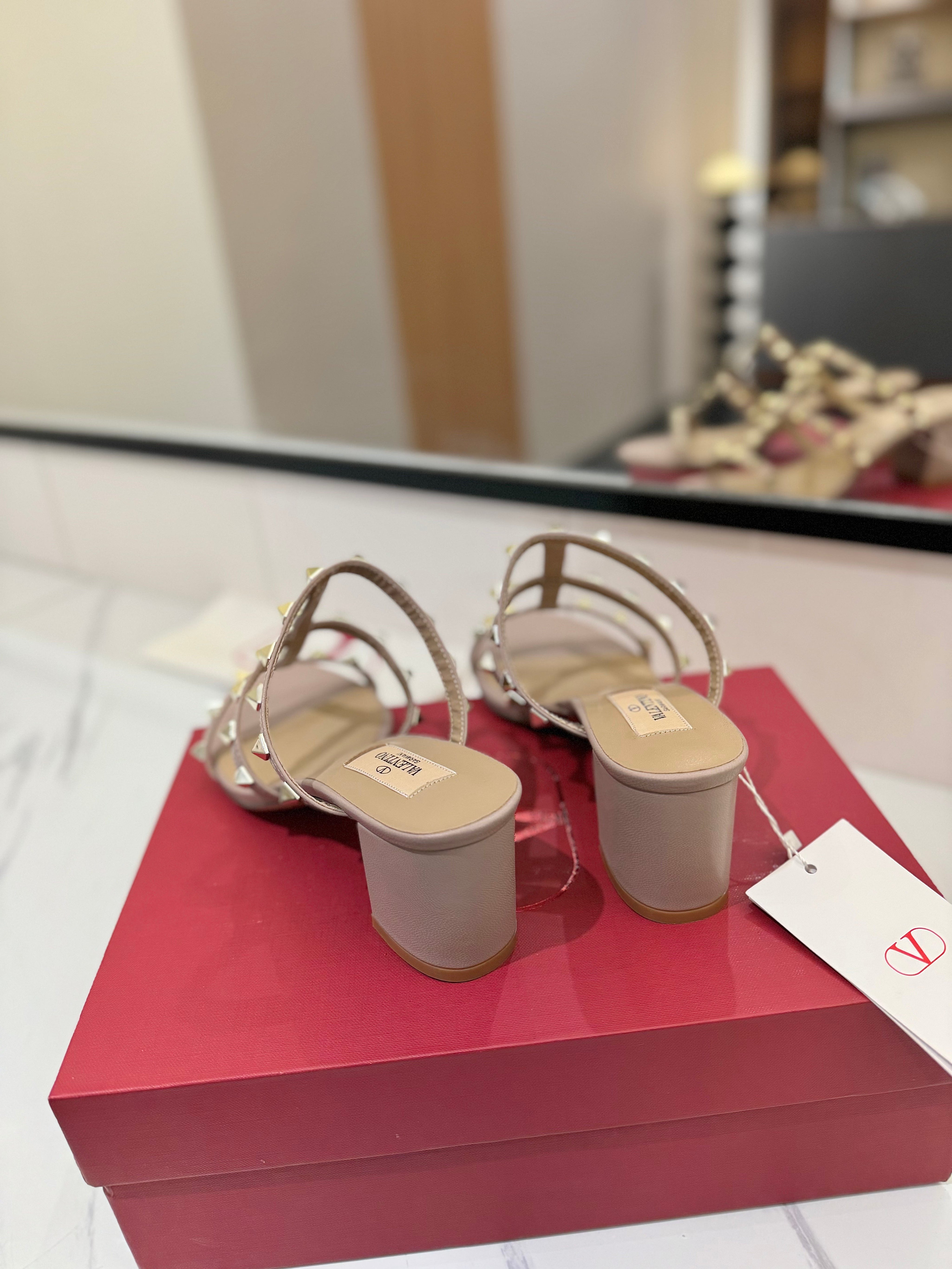 VALENTINO 26S HEELED SANDALS 60 MM IN NUDE CALFSKIN WITH GOLD STUDS