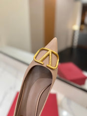 VALENTINO 26S BALLET FLATS IN NUDE GRAINED CALFSKIN WITH GOLD HARDWARE