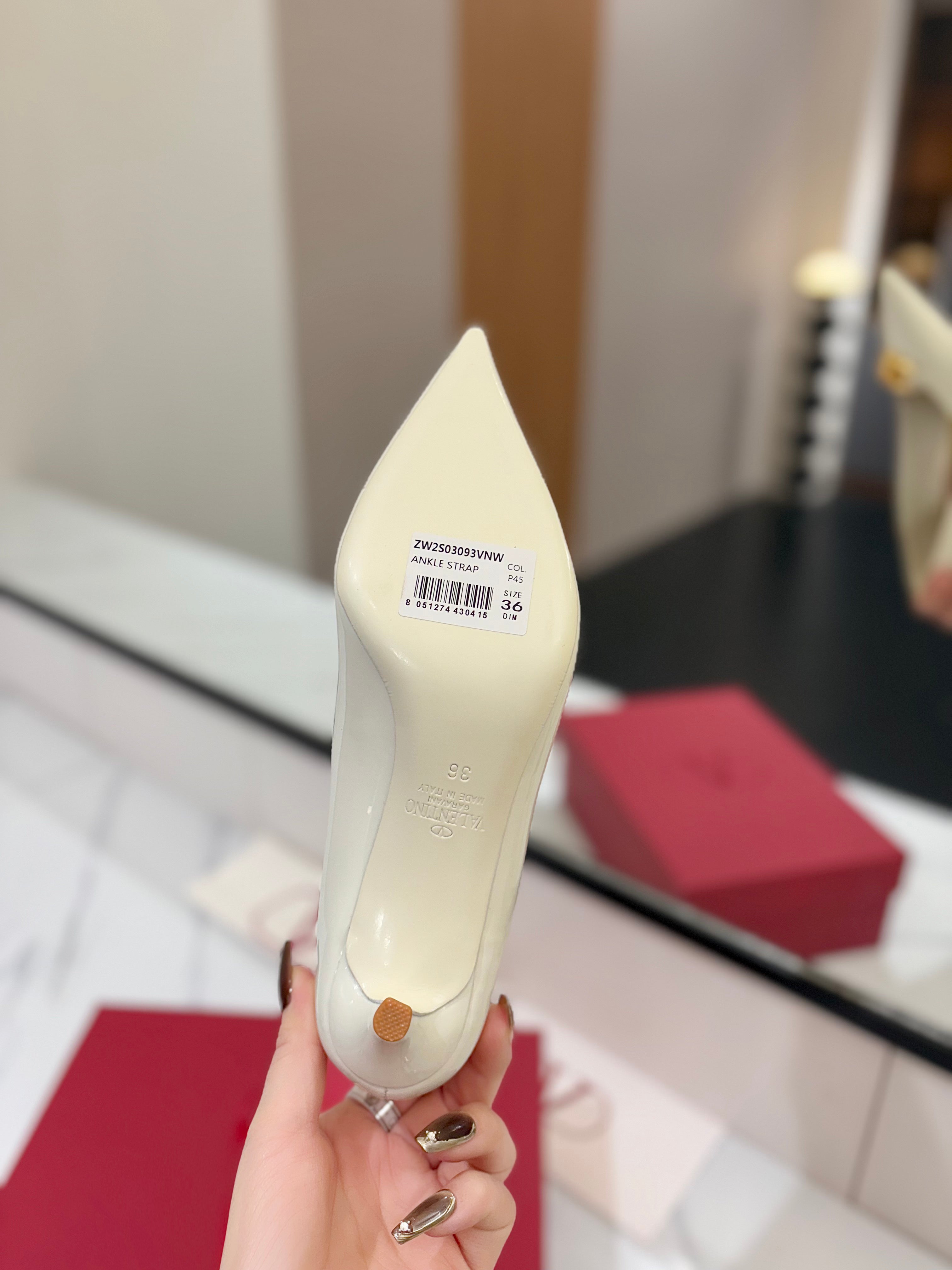 VALENTINO 26S POINTED-TOE PUMPS 65 MM IN WHITE PATENT CALFSKIN