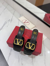 VALENTINO 26S HIGH-HEEL SANDALS 60 MM IN BLACK CALFSKIN WITH GOLD HARDWARE