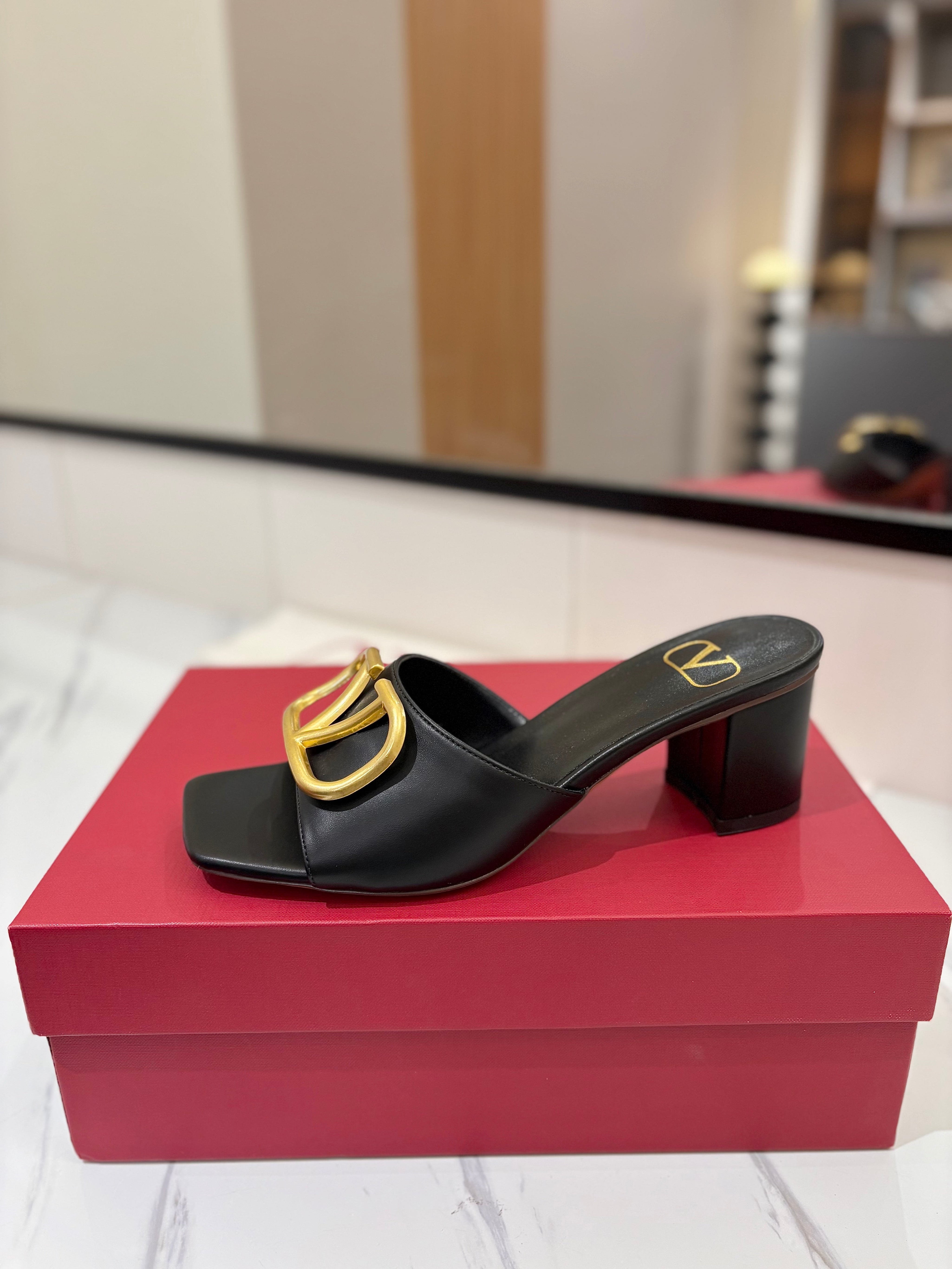 VALENTINO 26S HIGH-HEEL SANDALS 60 MM IN BLACK CALFSKIN WITH GOLD HARDWARE