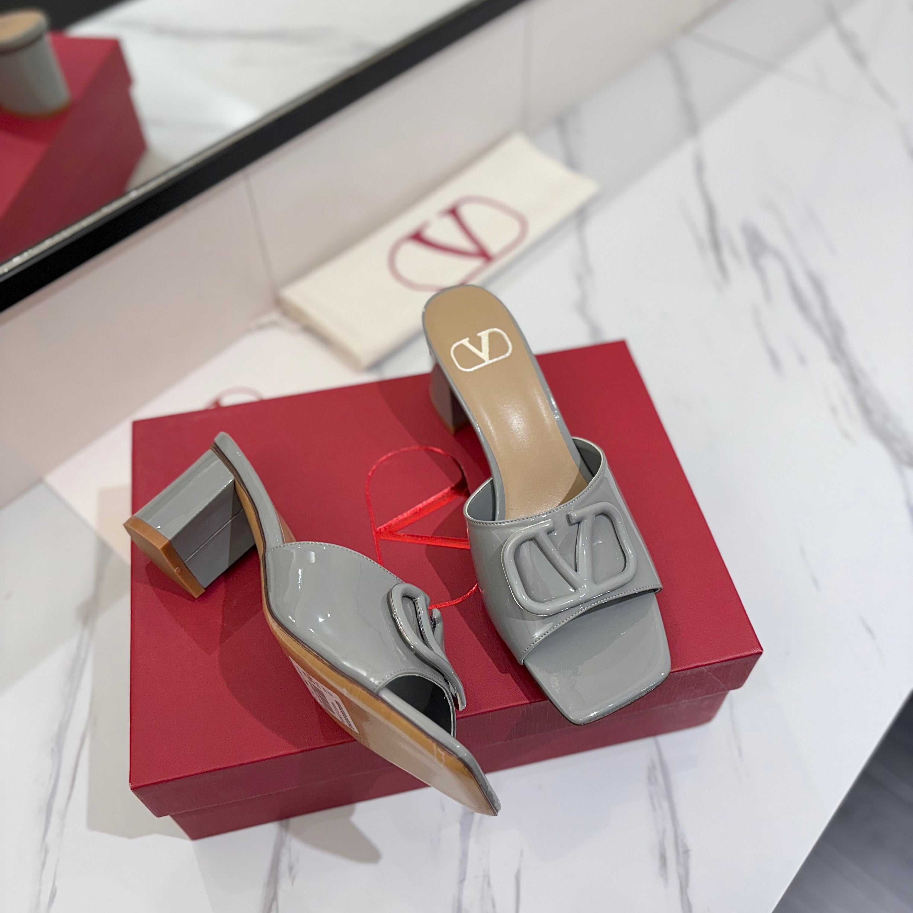 VALENTINO 26S HIGH-HEEL SANDALS 60 MM IN GREY PATENT CALFSKIN