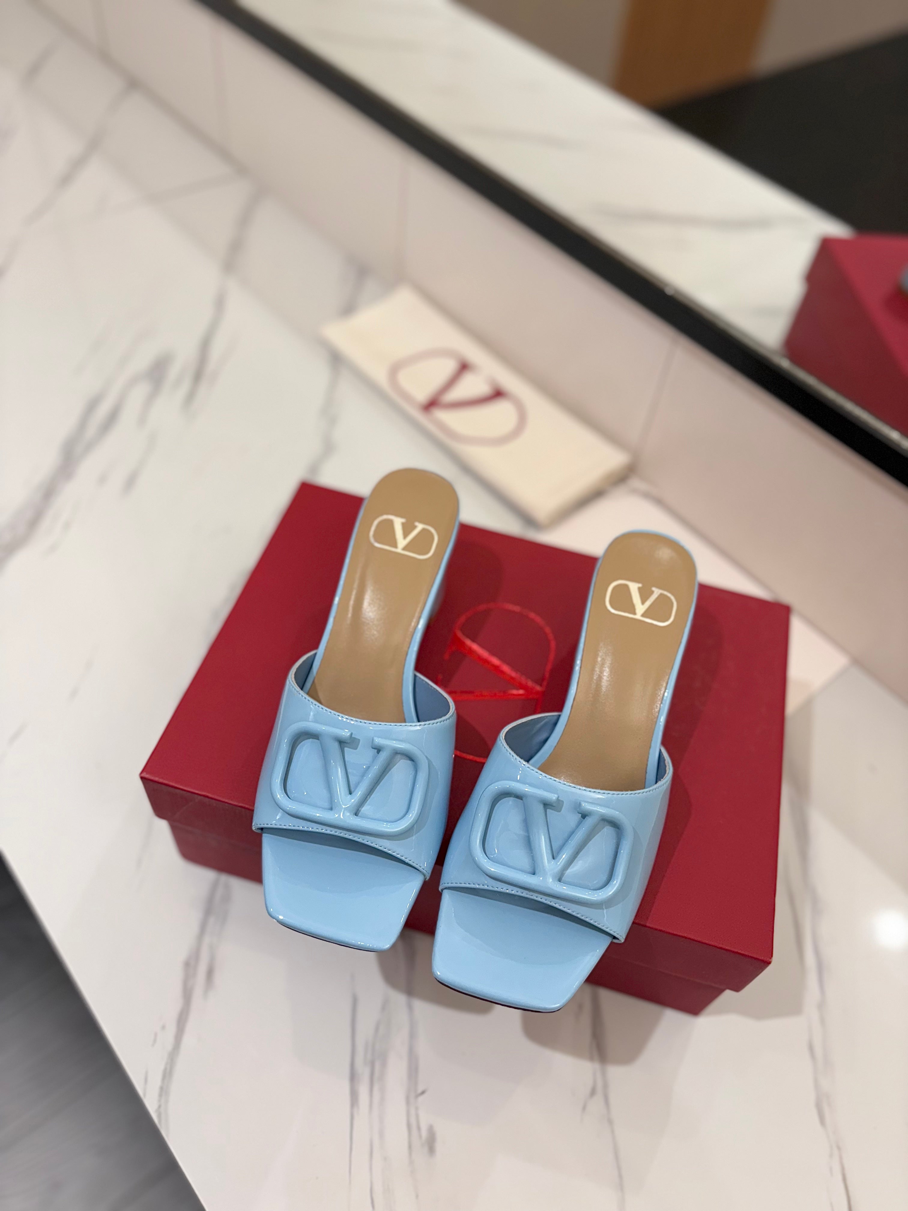 VALENTINO 26S HIGH-HEEL SANDALS 60 MM IN SKY BLUE PATENT CALFSKIN