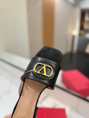 VALENTINO 26S SANDALS IN BLACK SMOOTH CALFSKIN WITH GOLD HARDWARE
