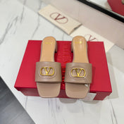 VALENTINO 26S SANDALS IN BEIGE SMOOTH CALFSKIN WITH GOLD HARDWARE