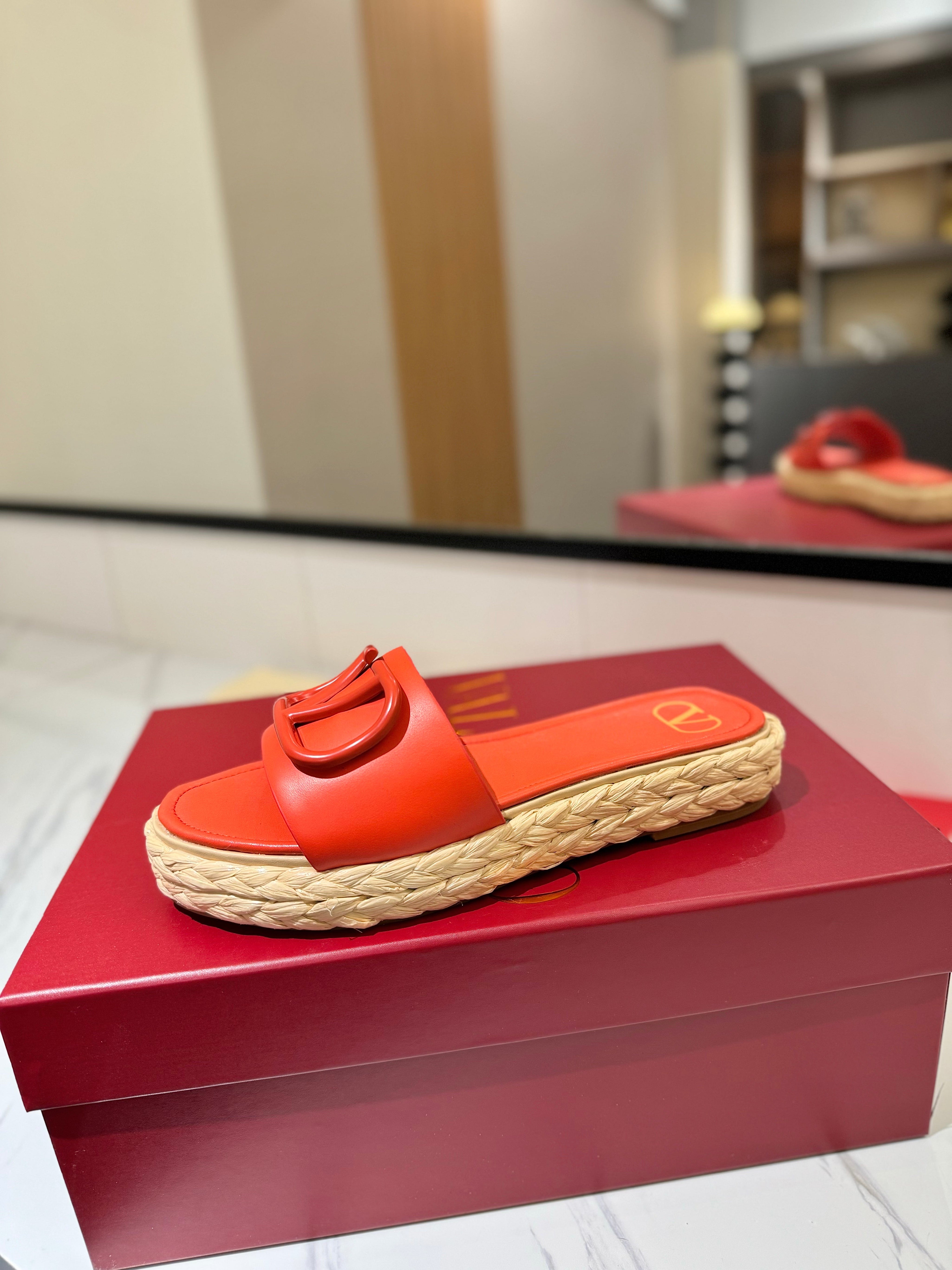 VLTN ESPADRILLE SLIDES 25S IN ORANGE LAMBSKIN STYLE 6