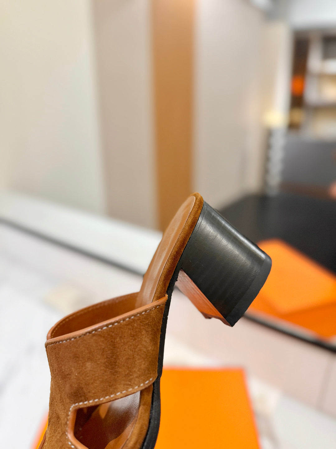 HM 26S HELIA SANDAL 70MM IN CARAMEL BROWN SUEDE