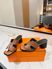 HM 26S HELIA SANDAL 70MM IN BROWN AND BLACK CALFSKIN