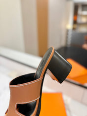 HM 26S HELIA SANDAL 70MM IN BROWN AND BLACK CALFSKIN