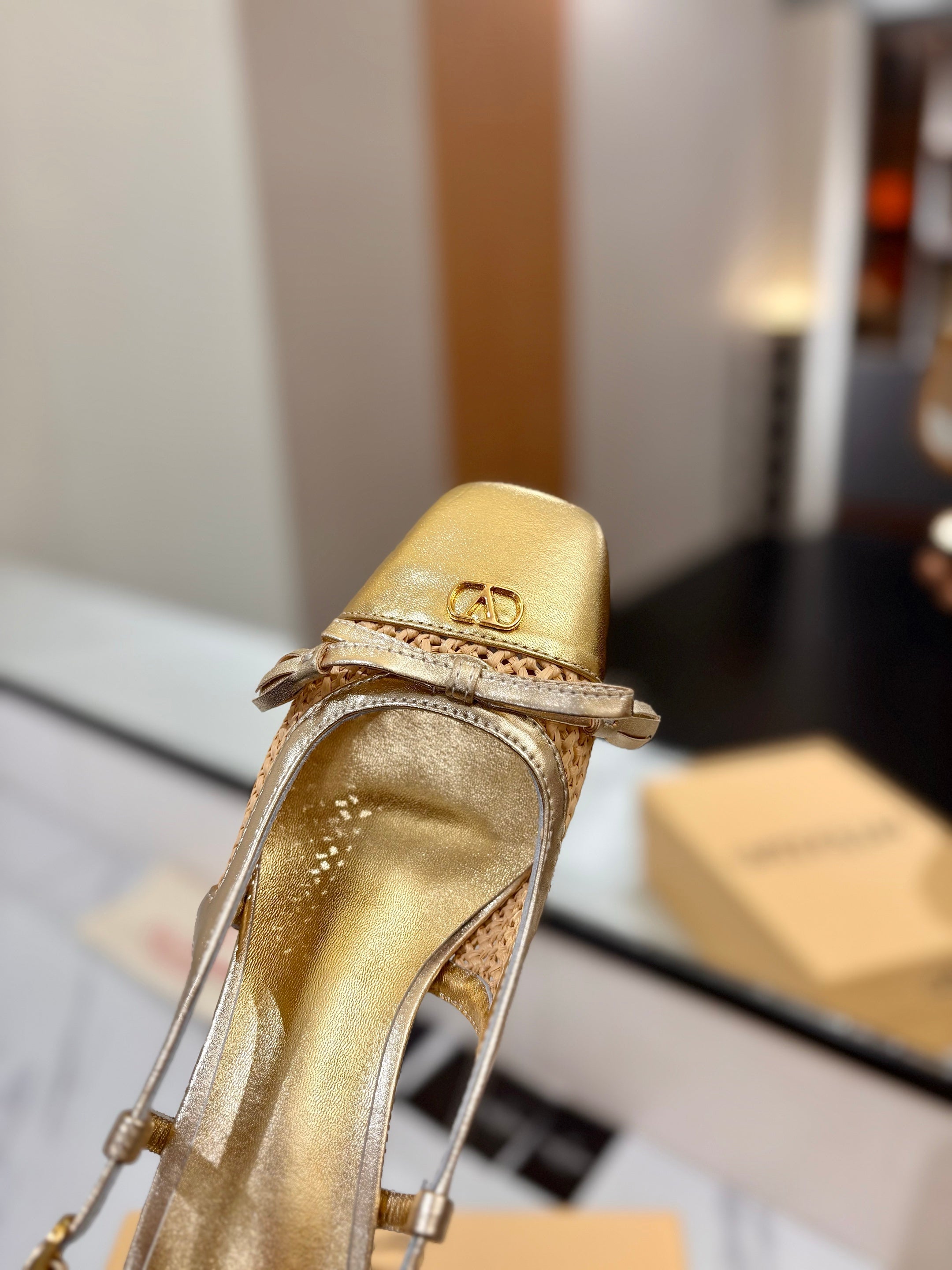 VALENTINO 26S HEELED SLINGBACKS 60 MM IN GOLD CALFSKIN