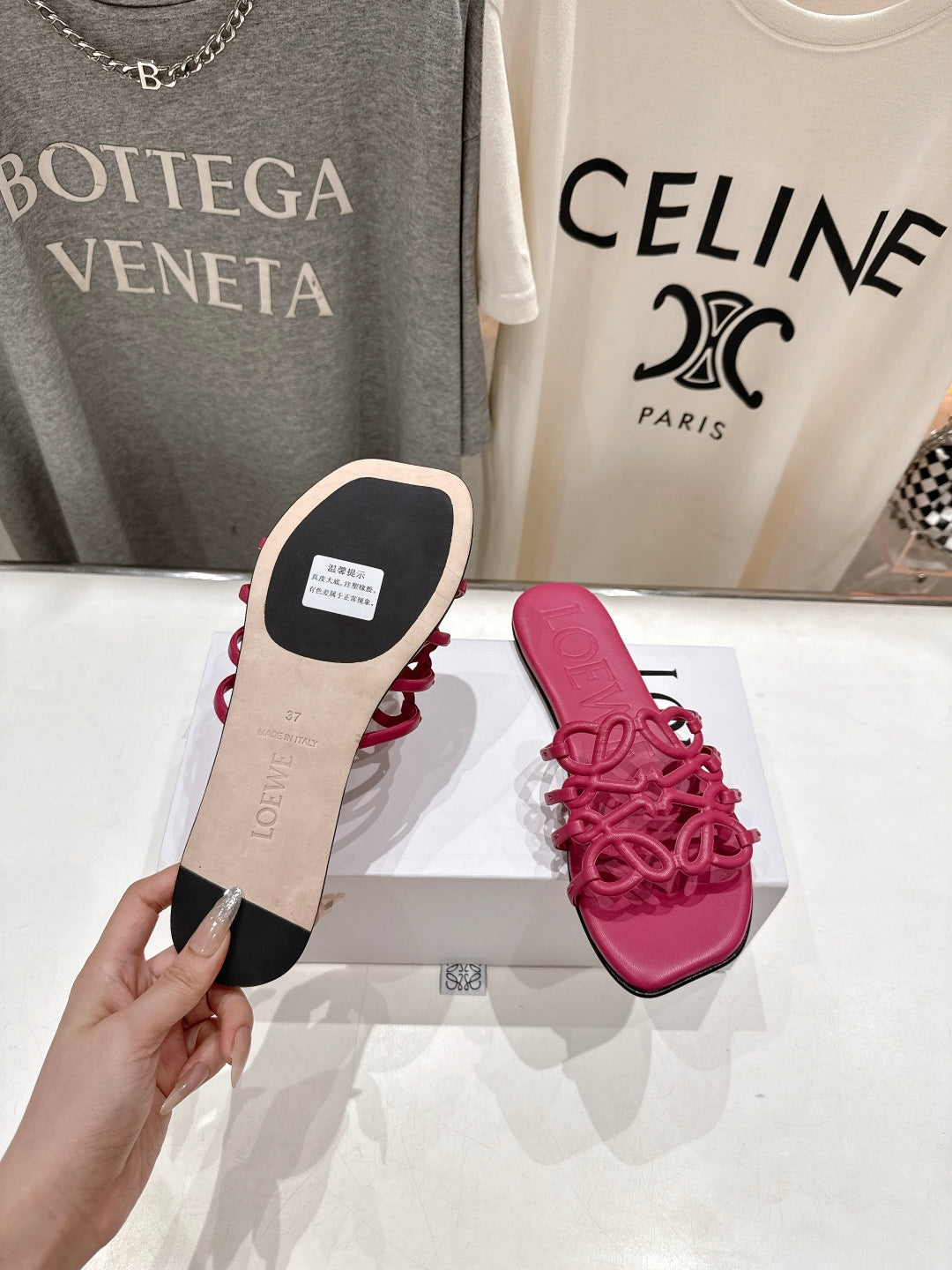 LOEWE 26S PETAL ANAGRAM SLIDE IN DARK ROSE PINK CALFSKIN