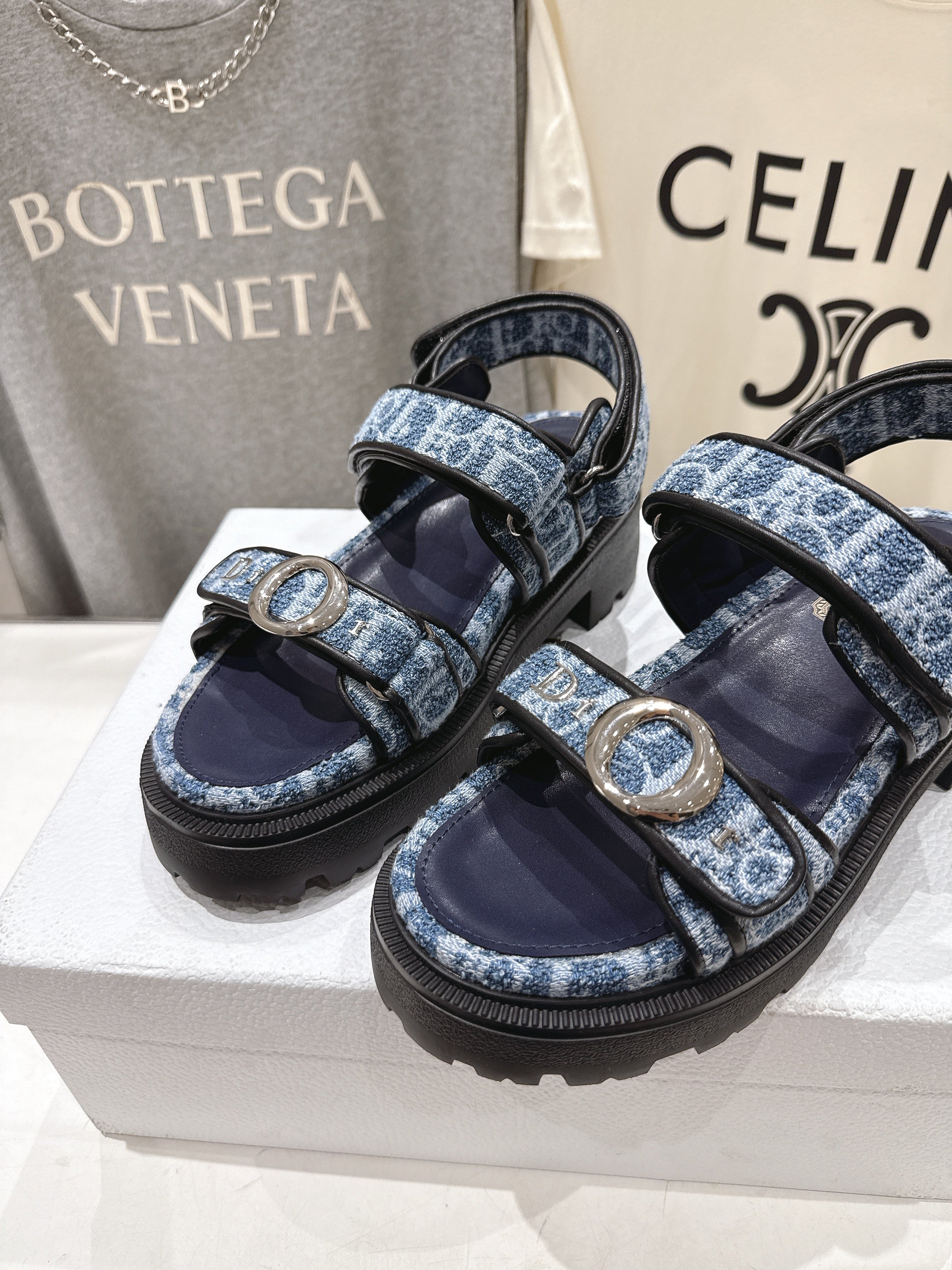 DIOR 26S D-WANDER SANDALS IN BLUE DIOR OBLIQUE DENIM SILVER HARDWARE