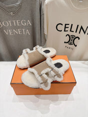 HM 26S CHYPRE SANDALS IN BEIGE SUEDE AND CREAM WHITE WOOL