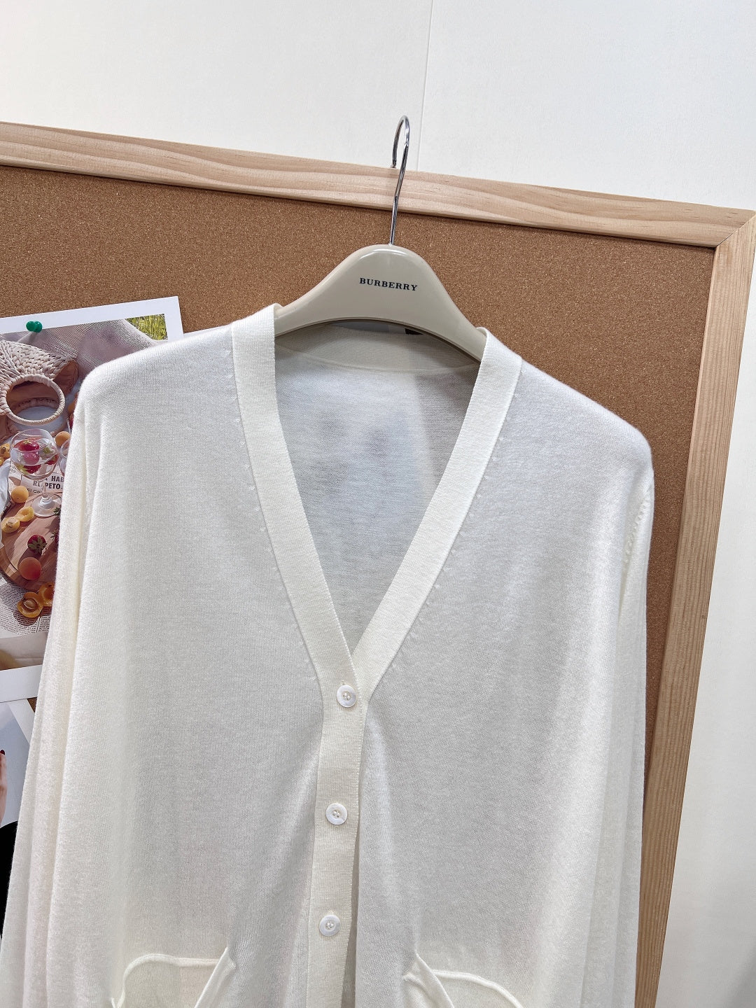 GUCCI 26S V-NECK KNIT CARDIGAN 326
