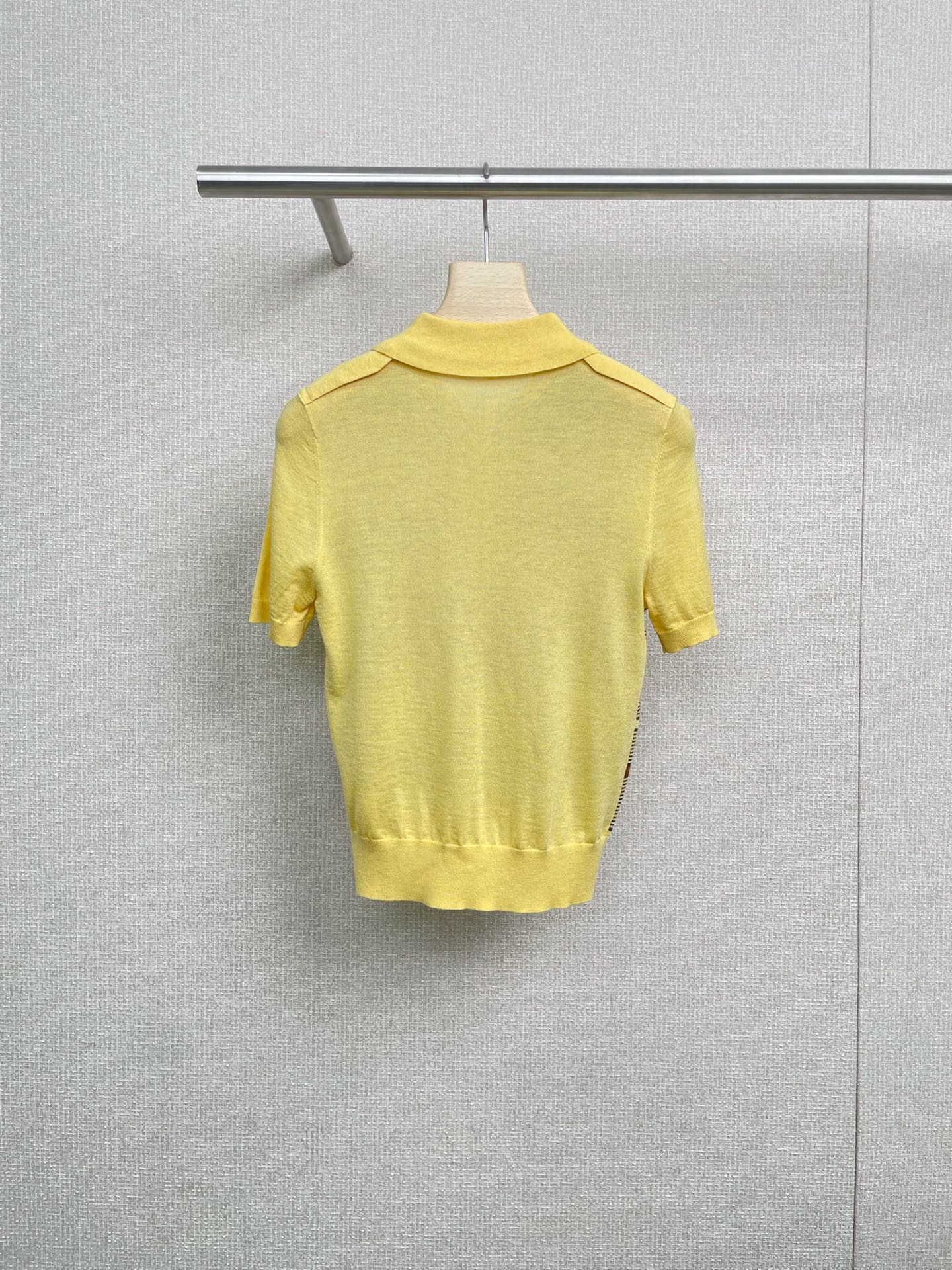 MIUMIU KNITTED POLO SHIRT STYLE 324