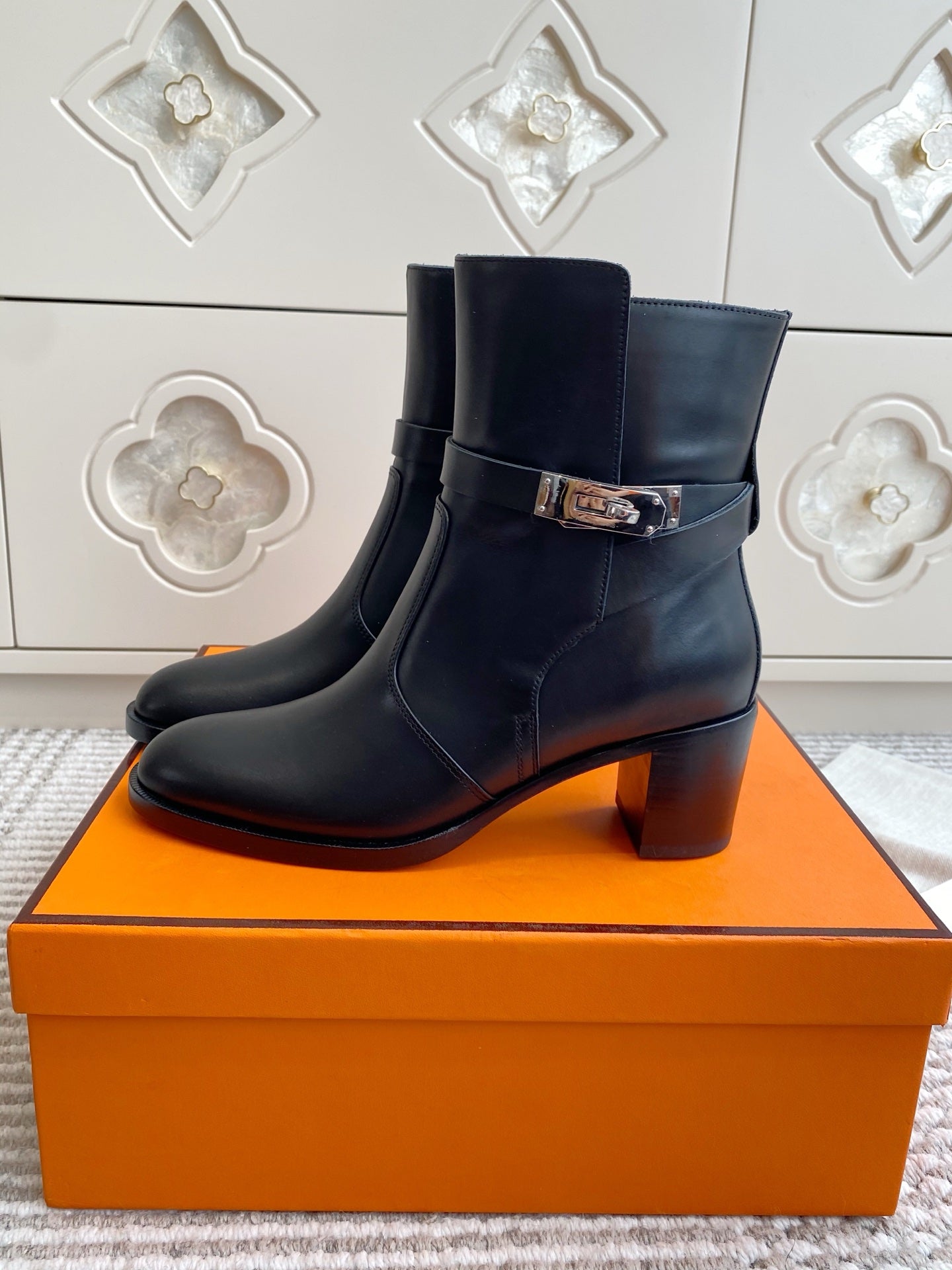 HM 25S FRENCHIE 50 ANKLE BOOT 50 MM IN BLACK LAMBSKIN WITH SILVER HARDWARE