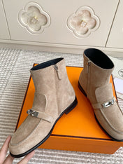 HM 25S KELSY ANKLE BOOT IN EARTHY BROWN-GRAY SUEDE WITH SILVER HARDWARE